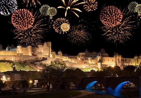 Rooftop Standing Place Carnot Carcassone Exterior photo